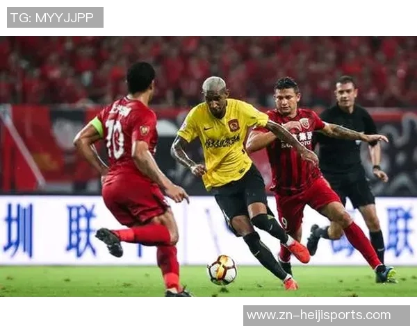 恒大与宏远的巅峰对决谁能在赛场上笑到最后揭晓篮球传奇新篇章